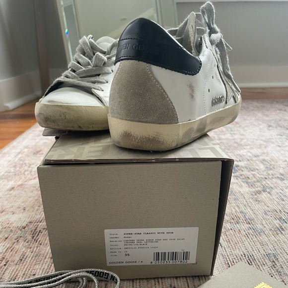 Golden Goose Super Star Classic white leather, black heel with fabric star. - Picture 8 of 9